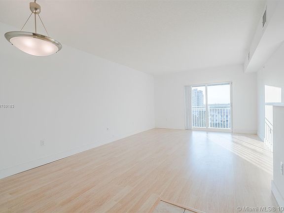 4th image of 50 Menores Ave APT 808