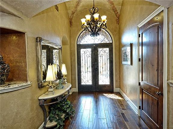 5th image of 3129 Palmetto Ln