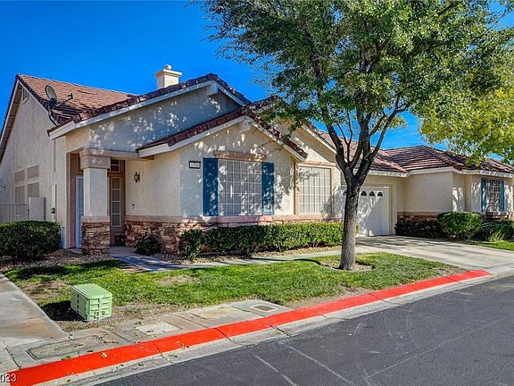 2nd image of 1720 Pacific Castle Pl