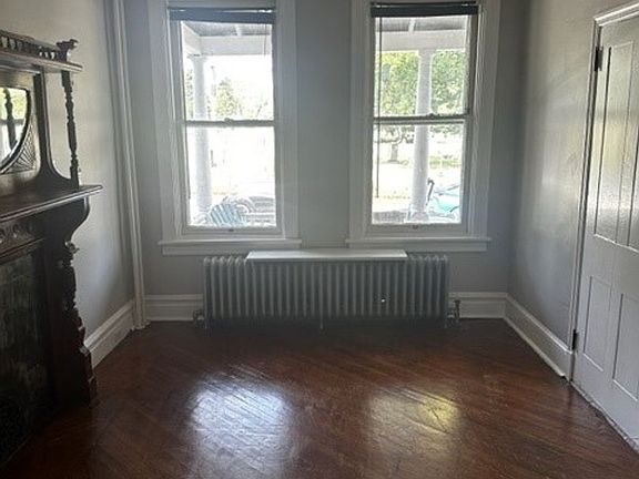 3rd image of 328 New Holland Ave Floor 1