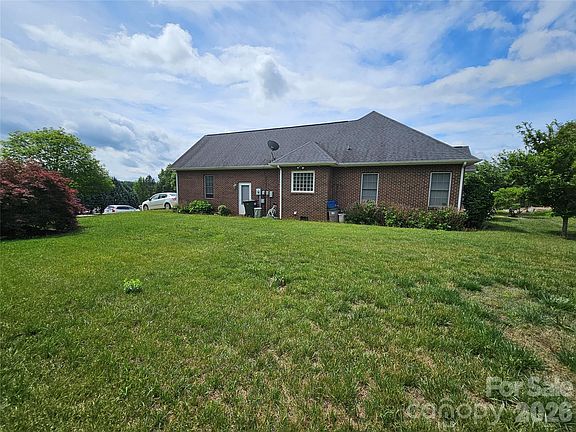 3rd image of 4613 19th Street Ct NE
