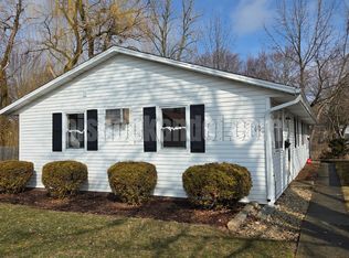 606 Frazer St APT A, Findlay, OH 45840