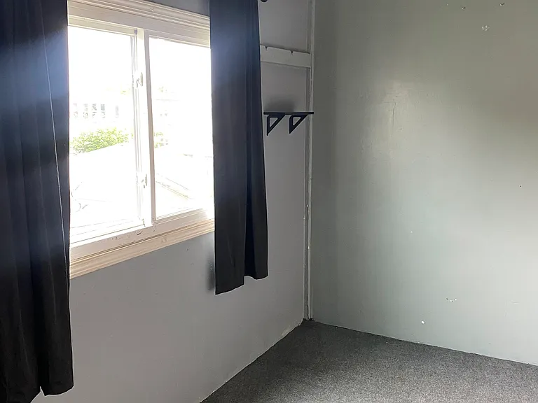 4948 W School St #2 — Photo 8
