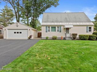 14 Merrill St, Albany, NY 12205