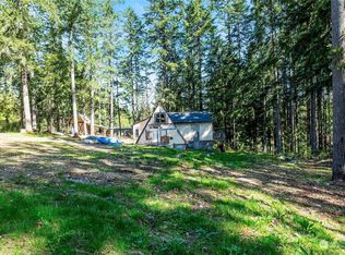 420 Meadowood Dr W, Seabeck, WA 98380