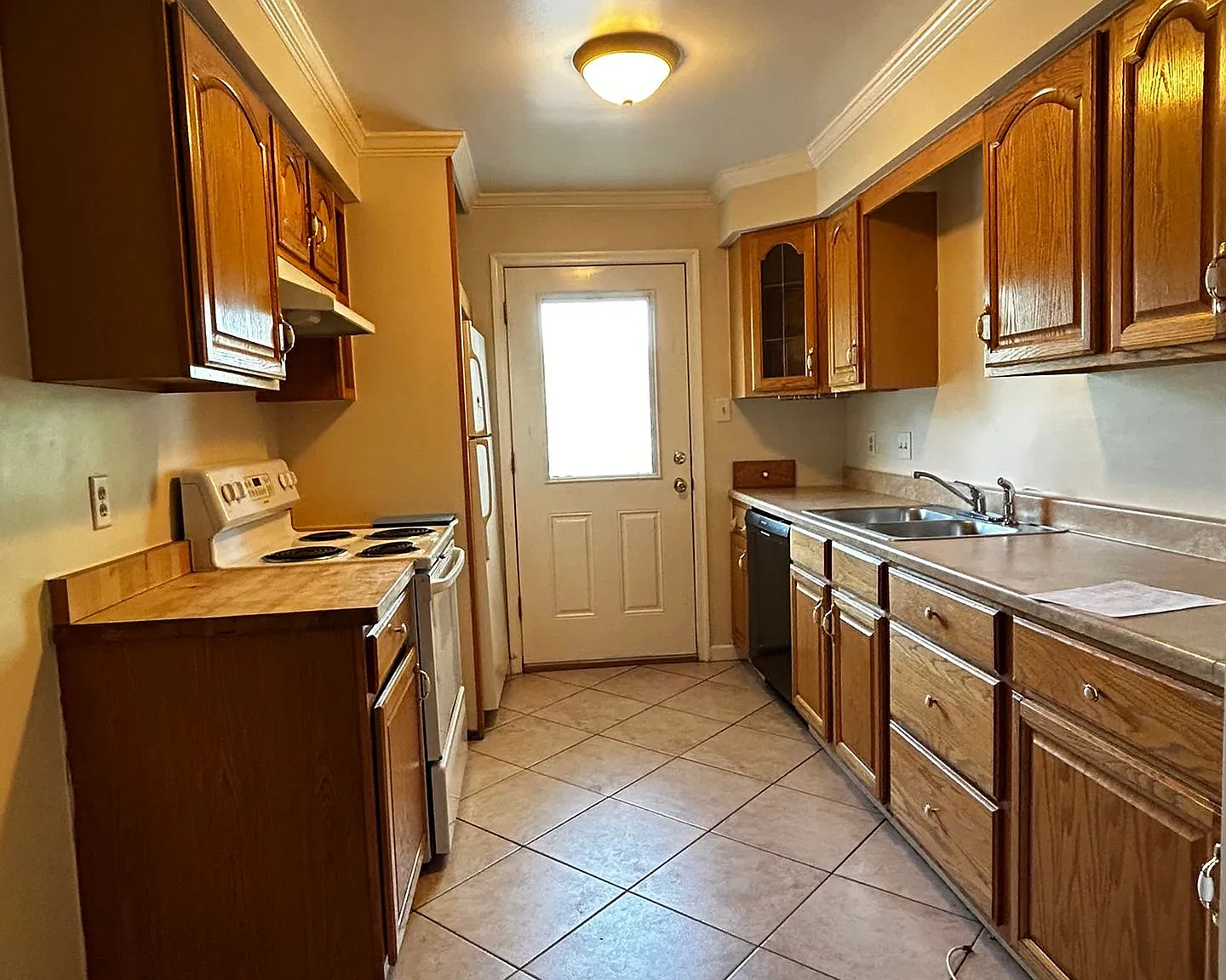25472 Military Rd — Photo 4