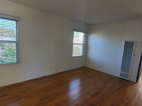 2nd image of 1929 12th St APT A