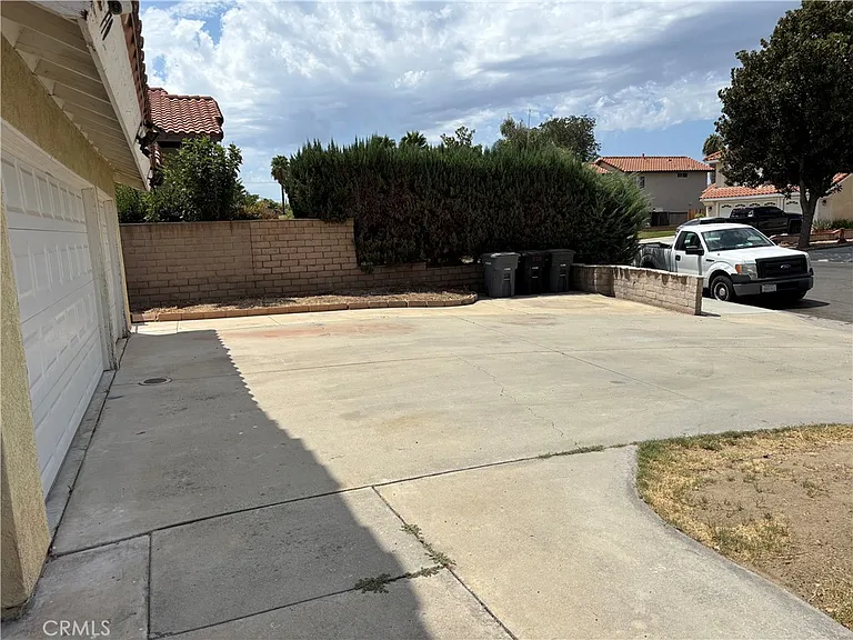 770 Regateo Dr — Photo 3