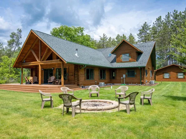 W6015 South Lake Drive, New Lisbon, WI 53950