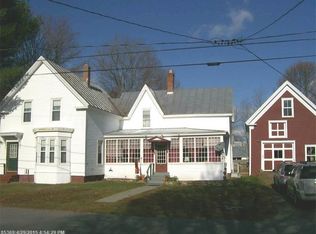 21 Bean St, Madison, ME 04950