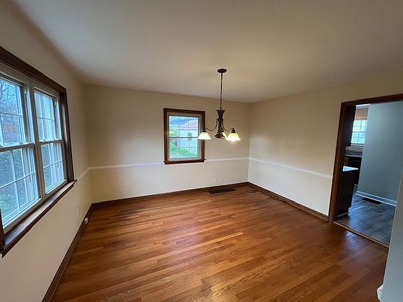 5th image of 1247 Northwest Blvd