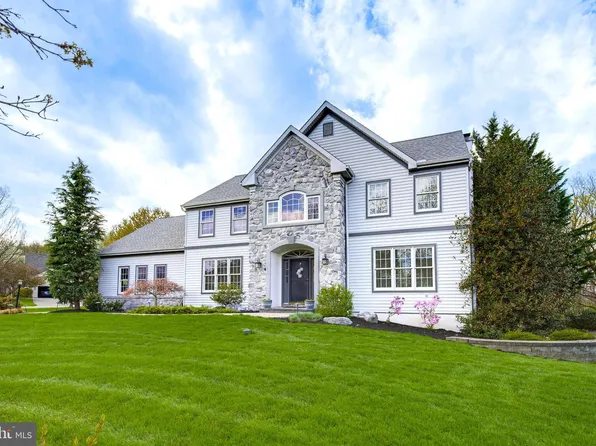 1100 Sunwood Ln, Lancaster, PA 17601