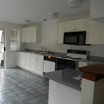 4th image of 13967 Chinook Cir NW