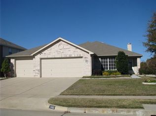 740 Pheasant Rd, Saginaw, TX 76131