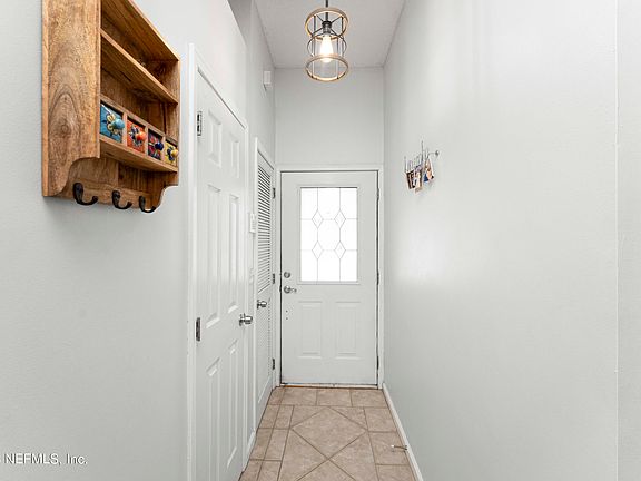 3rd image of 9013 BRIDGECREEK Drive