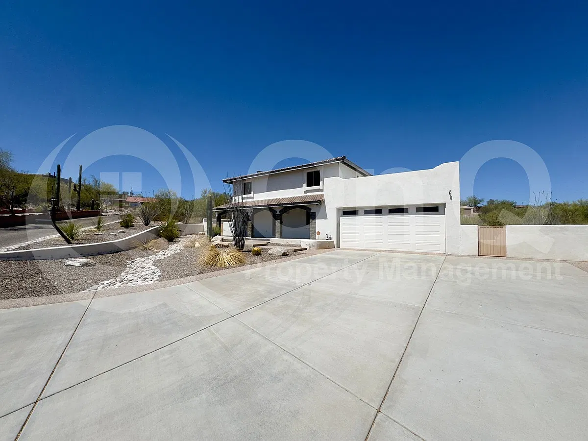 3 bed, 3.0 bath, 2486 sqft, $3,175 — Photo 3