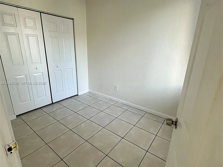 2704 SE 15th Pl — Photo 25