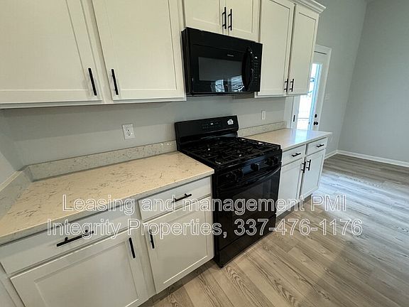 5th image of 125 Brattle Ct