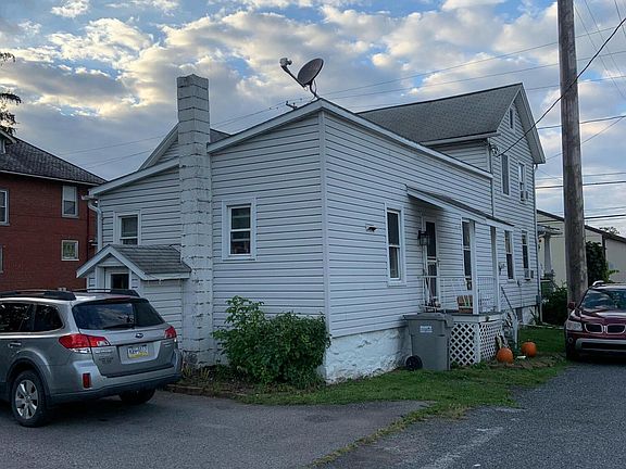 3rd image of 1321 W Southern Ave S