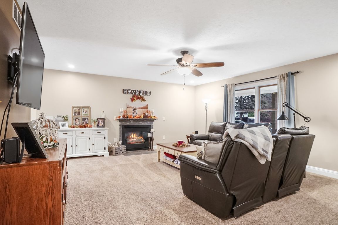 next background image