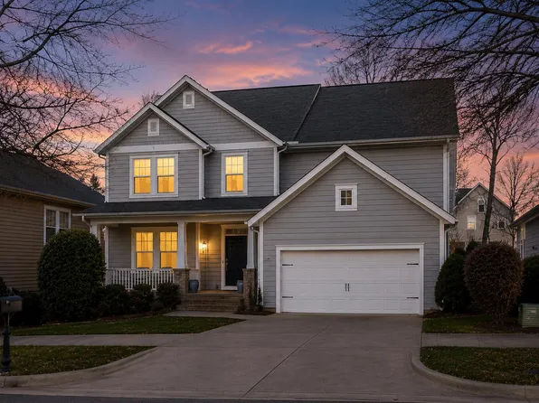 621 Ancient Oaks Dr, Holly Springs, NC 27540