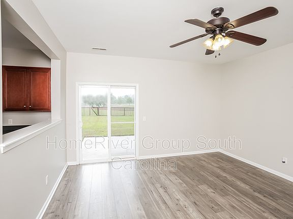 5th image of 337 Peters Creek Dr