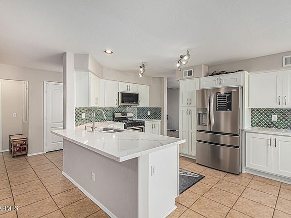 3rd image of 13136 W MONTE VISTA Drive