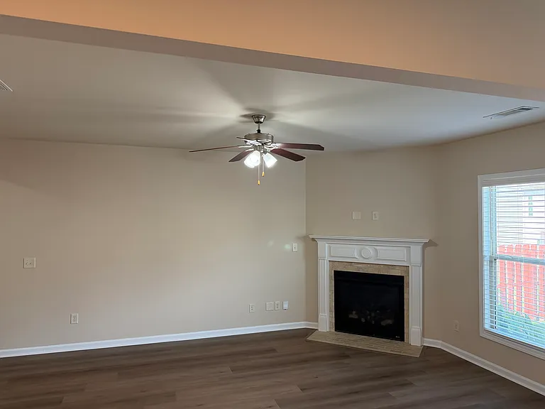 4925 Ducote Trl — Photo 36