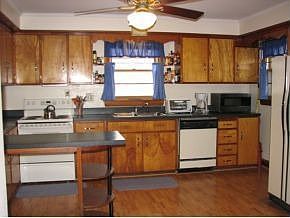 1st image of 23 New Hampshire Ave