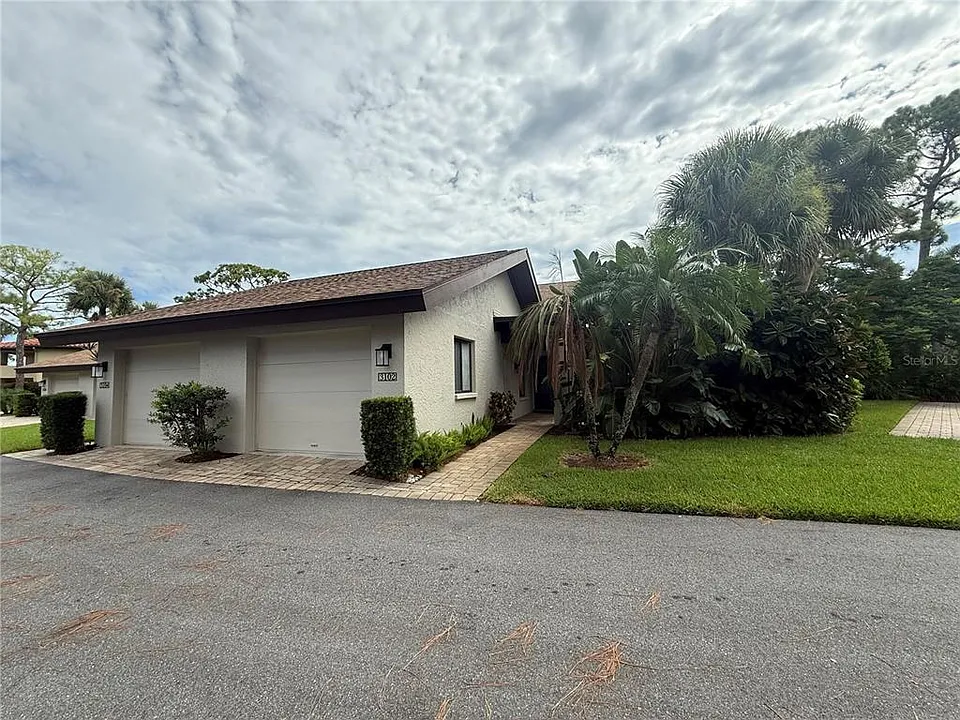 3102 Windrush Bourne #4
