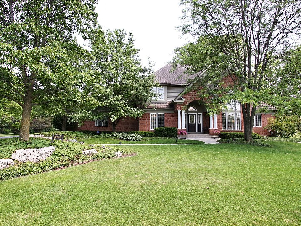 1st image of 26665 N Longmeadow Cir