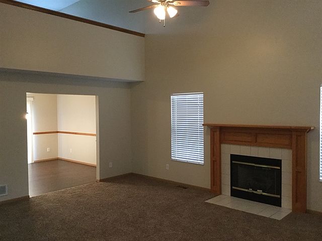 1st image of 8150 Creekstone Ln #0