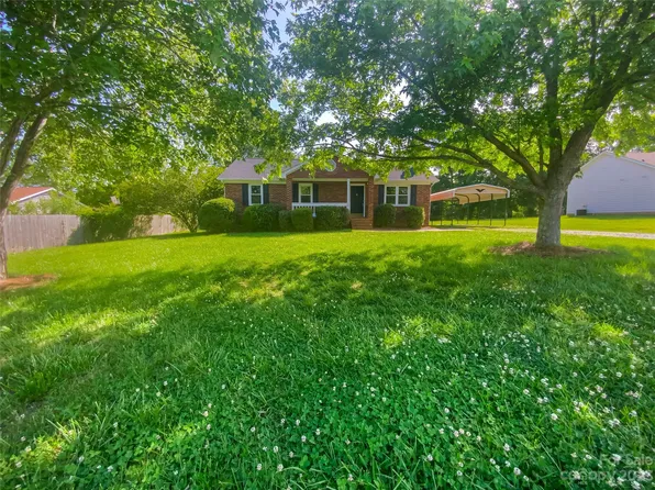 903 Edgehill Dr, Monroe, NC 28110