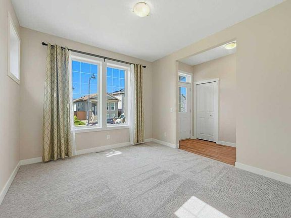 4th image of 98 N Elgin Meadows Cir SE