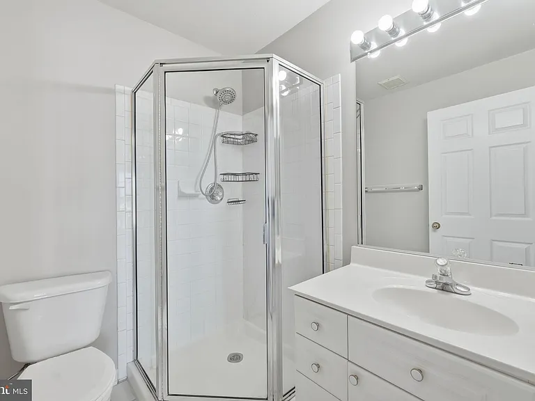 2489 Quick St #304 — Photo 22