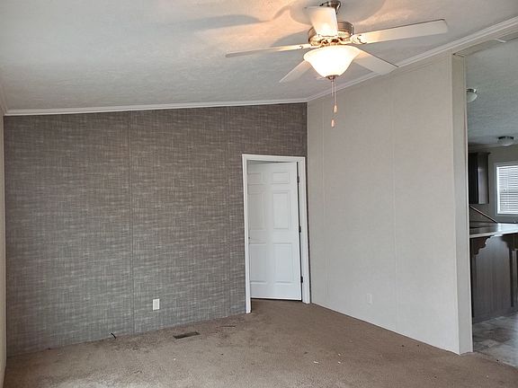 2nd image of 289 Silver Peak Dr #377