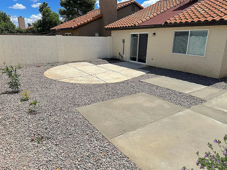 2208 E Farmdale Ave — Photo 29