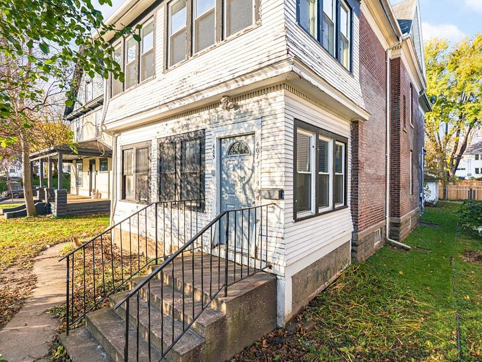 1st image of 407 Queen Ave N