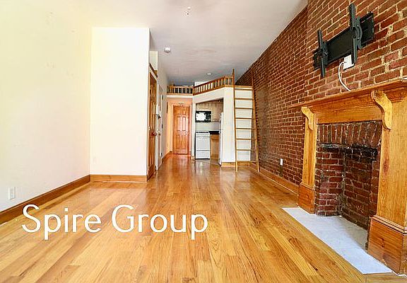 5th image of 346 W 47th St APT 2D
