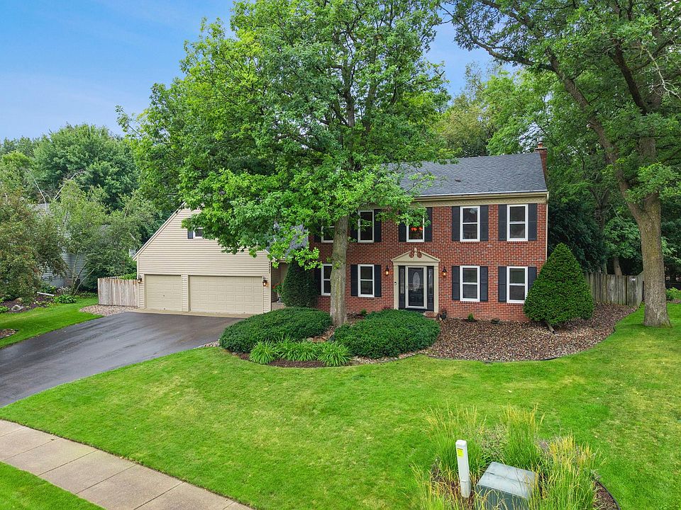1st image of 17727 Kingsway Path