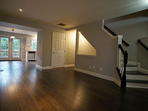 2nd image of 6106 Jenlar Dr