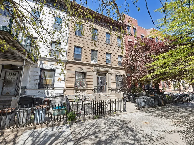 585 Park Pl #1LF — Photo 8