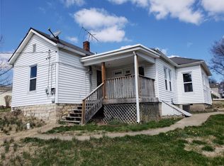 812 Boyd St, De Soto, MO