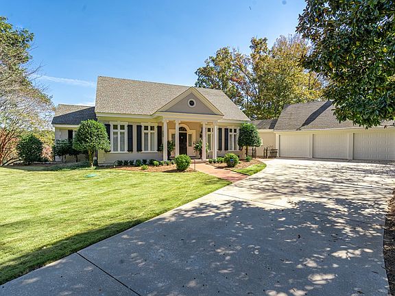 5th image of 1020 Elk River Ct