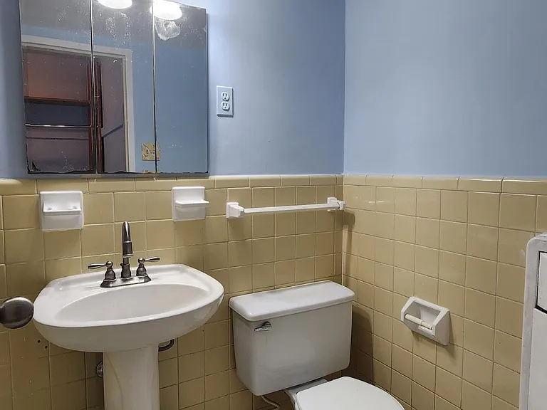 10401 Grosvenor Pl #724 — Photo 25