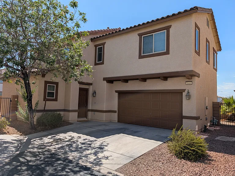 644 Ryan Peak Ln — Photo 9