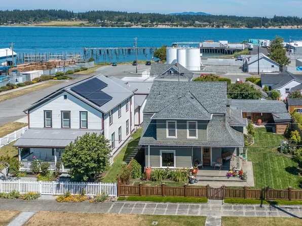 1118 4th Street, Anacortes, WA 98221