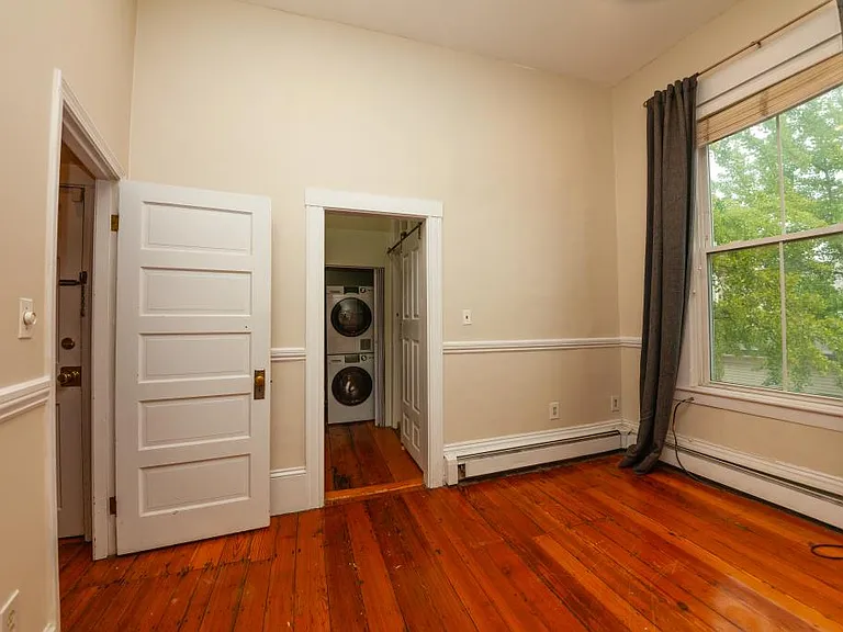 73 Main St #7 — Photo 5