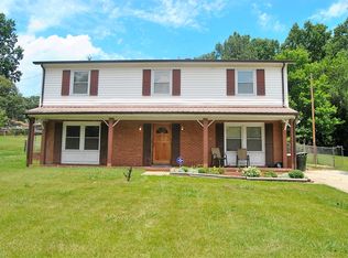 4202 Beckford Dr, Greensboro, NC 27407