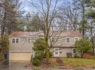 960 Summer St, Lynnfield, MA 01940
